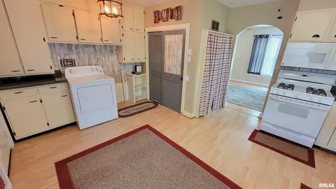 1007 Rider St, Flora, IL 62839 photo 13