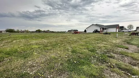 116 Creek View Dr, Damiansville, IL 62215