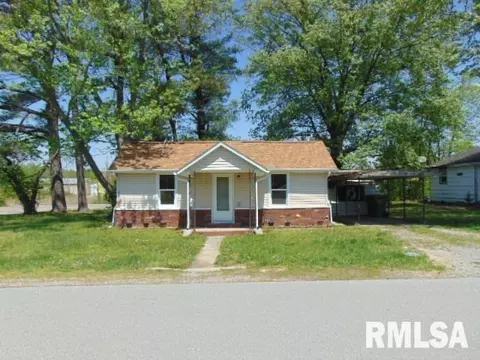 1117 W Church St, Benton, IL 62812
