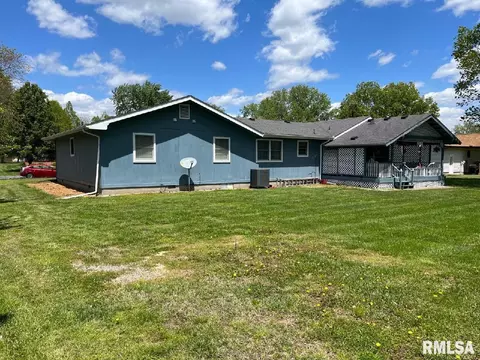 1011 E Patton Dr, Marion, IL 62959 photo 6