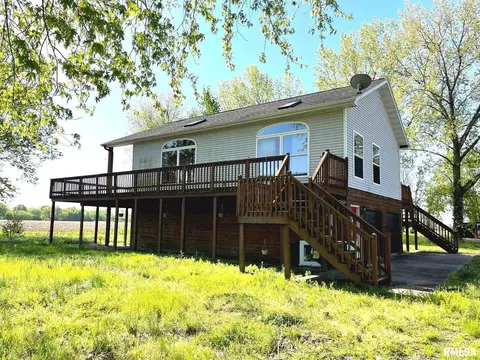 914 W Missouri Ave, Sandoval, IL 62882