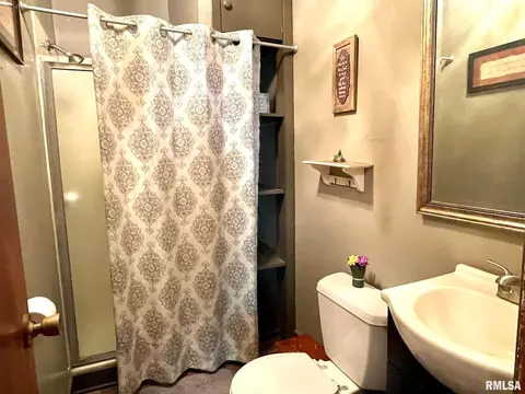111 E 10th St, Metropolis, IL 62960 photo 16