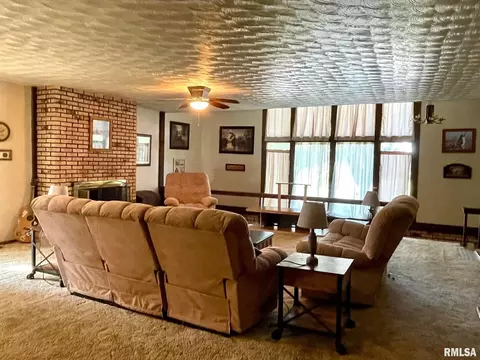 111 E 10th St, Metropolis, IL 62960 photo 9