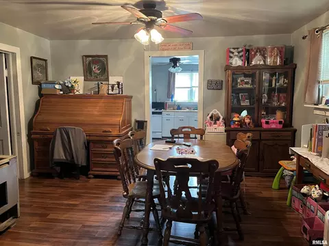 1407 Patterson, Centralia, IL 62801 photo 5