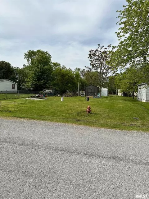 509 E Pine St, Coulterville, IL 62237