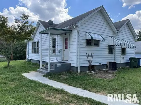 505 South St, Anna, IL 62906