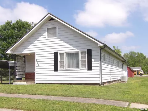 805 Mckenzie St, Benton, IL 62812 photo 4