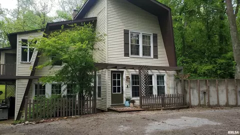2909 Cottontail Rd, Pinckneyville, IL 62274