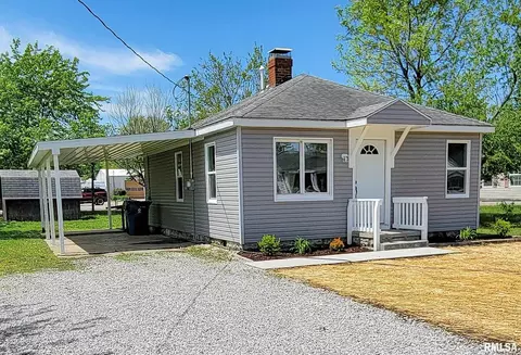 115 Meyer St, Flora, IL 62839 photo 4