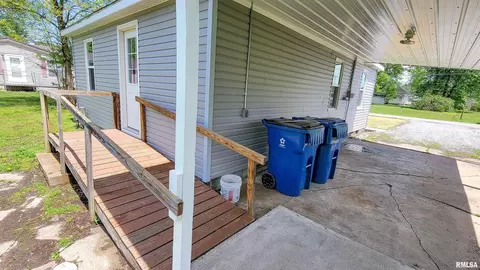 115 Meyer St, Flora, IL 62839 photo 51