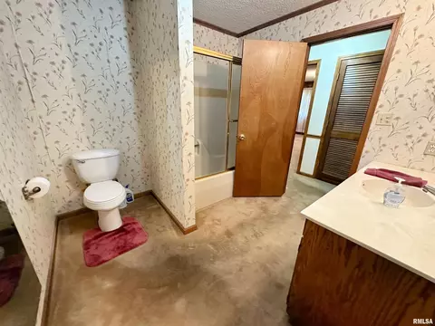 1005 Golf Course Rd, Eldorado, IL 62930 photo 15