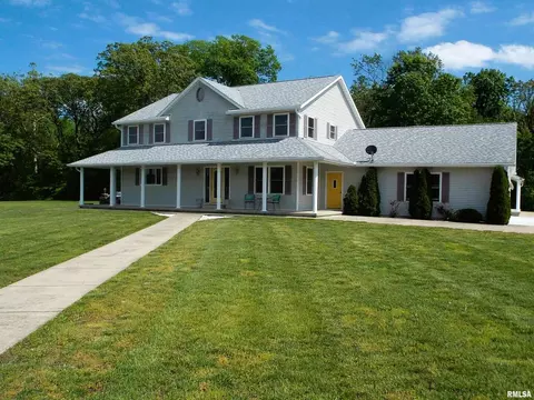 5602 Marshall Creek Rd, Odin, IL 62870