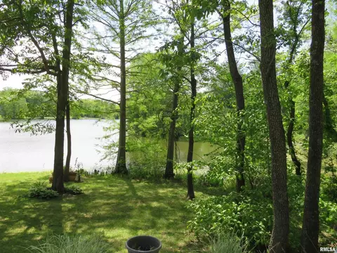 2624 Lakeside Dr, Centralia, IL 62801 photo 24