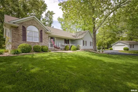 2000 Emily Ln, Marion, IL 62959 photo 2