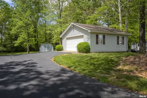 2000 Emily Ln, Marion, IL 62959 photo 6