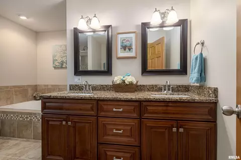 2000 Emily Ln, Marion, IL 62959 photo 38
