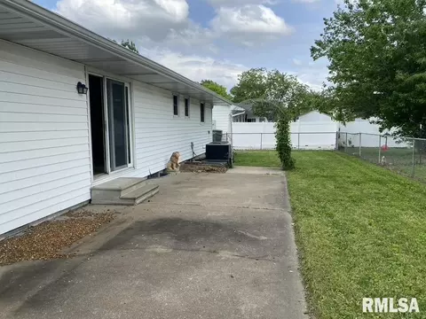 1603 Marcella Dr, Marion, IL 62959 photo 3