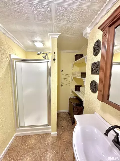 202 E Matthew St, Sesser, IL 62884 photo 31
