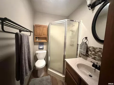 1661 Gladys Ln, Centralia, IL 62801 photo 6