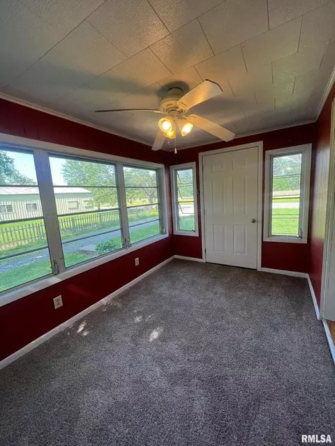 13383 State Highway 37, Benton, IL 62812 photo 10