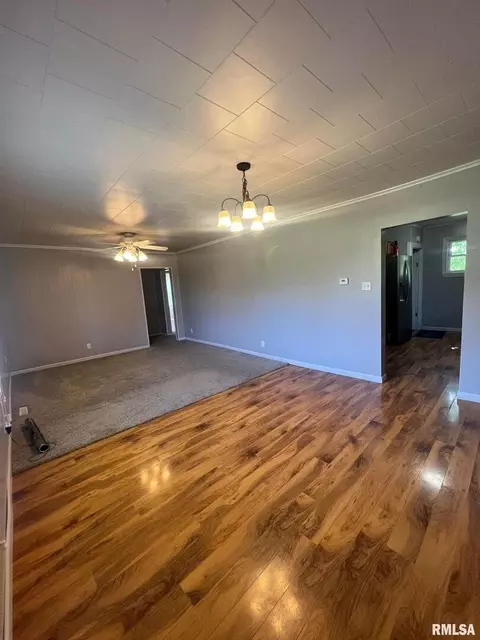 13383 State Highway 37, Benton, IL 62812 photo 12