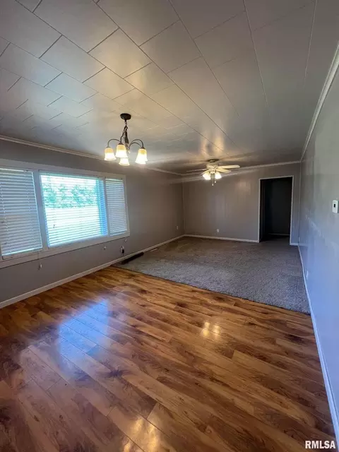 13383 State Highway 37, Benton, IL 62812 photo 14