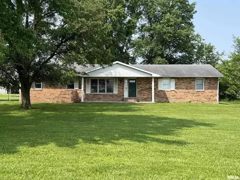 5443 Hopkins Hunter Rd, Salem, IL 62881