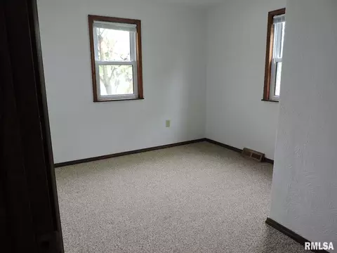 902 N Sparta St, Steeleville, IL 62288 photo 17