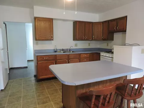 902 N Sparta St, Steeleville, IL 62288 photo 5