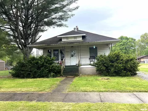 2131 Clarke St, Murphysboro, IL 62966