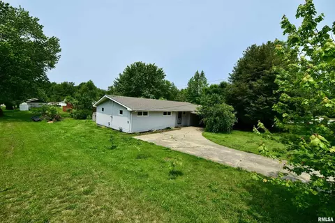 603 S Odle St, West Frankfort, IL 62896