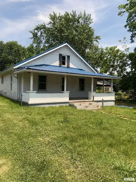 145 E Townshend Ave, Shawneetown, IL 62984