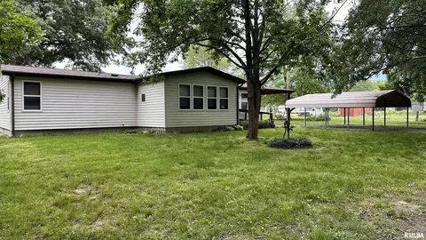 2240 Colestock Ln, Centralia, IL 62801