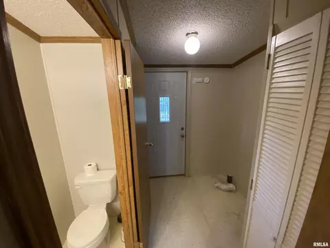 2450 County Farm Rd, Kell, IL 62853 photo 18