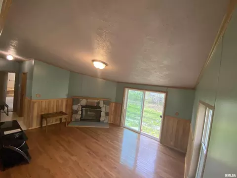2450 County Farm Rd, Kell, IL 62853 photo 10