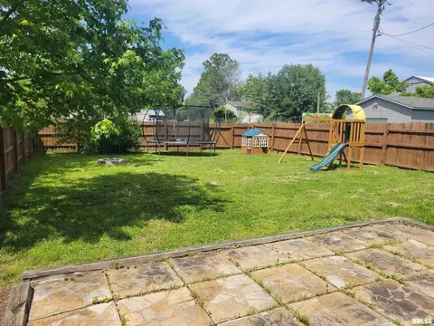 205 W Herrin St, Herrin, IL 62948 photo 27