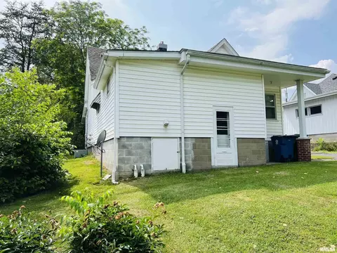 602 N Main St, Anna, IL 62906 photo 6