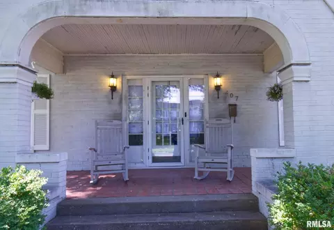 407 S Main St, Anna, IL 62906 photo 4