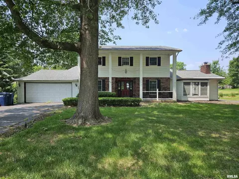 913 Apricot Ave, Mount Vernon, IL 62864