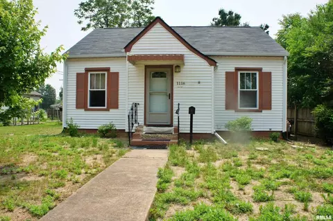 1116 Catherine St, Metropolis, IL 62960