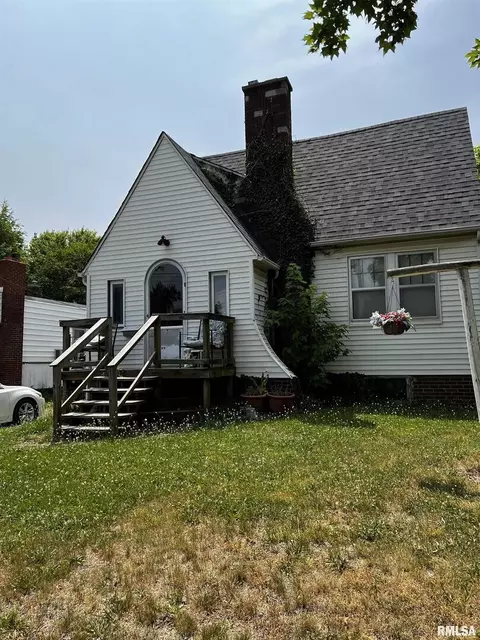 605 S 24th St, Mount Vernon, IL 62864