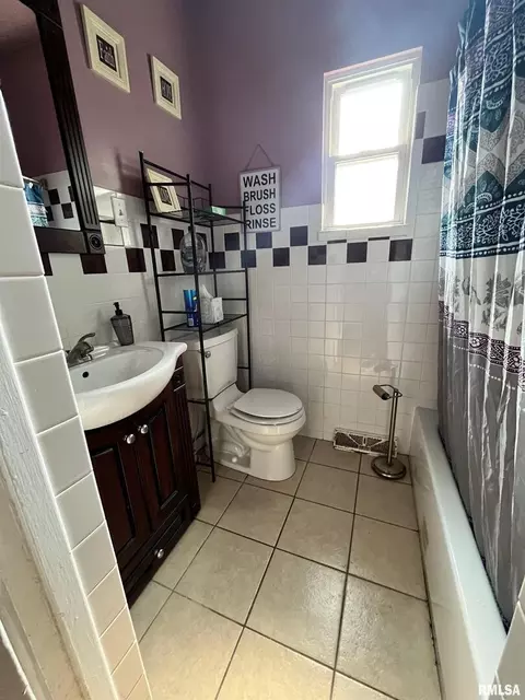 1200 E 2nd St, Centralia, IL 62801 photo 5