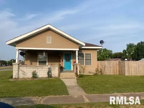 100 S 19th St, Herrin, IL 62948