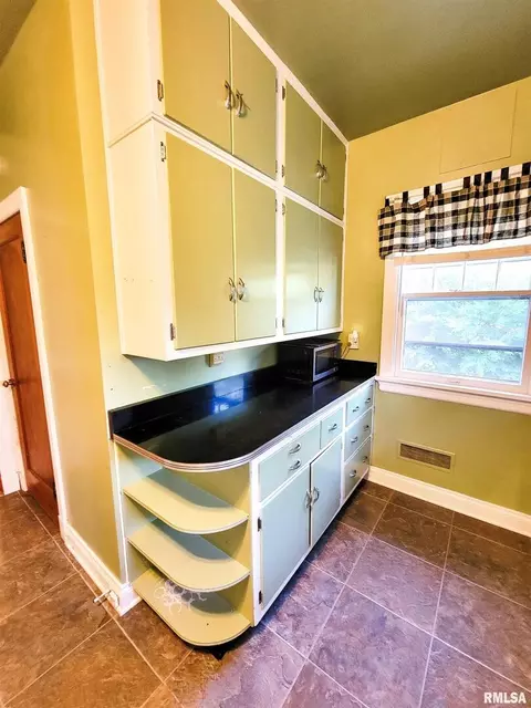 224 E 5th St, Flora, IL 62839 photo 17