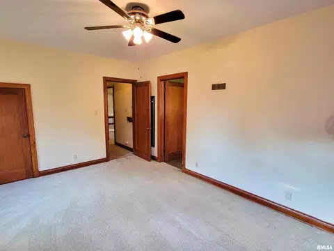 224 E 5th St, Flora, IL 62839 photo 32