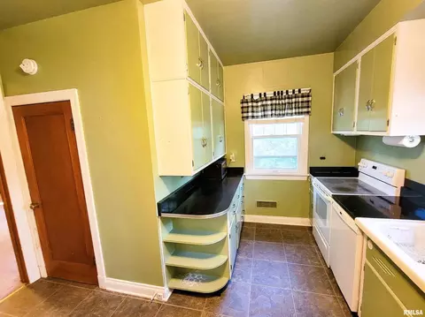 224 E 5th St, Flora, IL 62839 photo 16