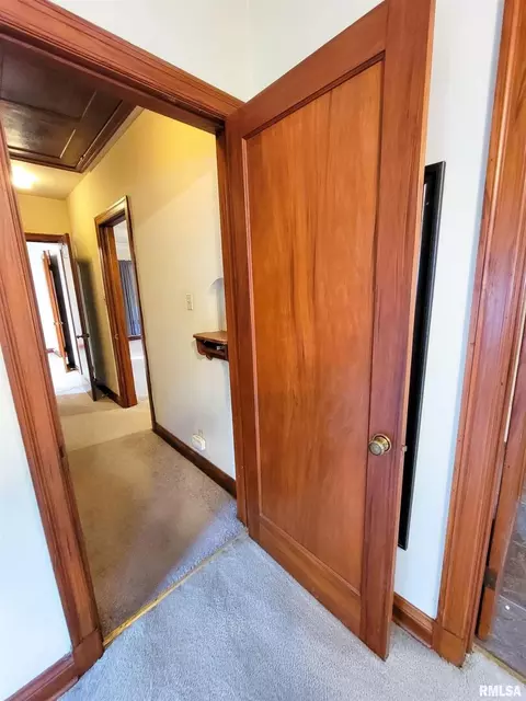 224 E 5th St, Flora, IL 62839 photo 37