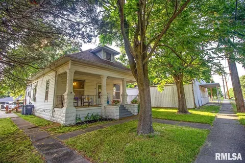 128 Wabash Ave, Centralia, IL 62801 photo 3