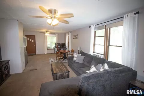 128 Wabash Ave, Centralia, IL 62801 photo 17