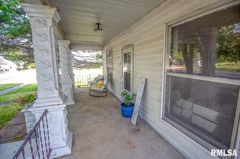 128 Wabash Ave, Centralia, IL 62801 photo 5